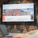 Scherm aan de muur